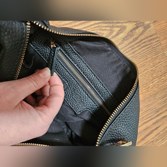 BEBE Textured Black Leather Insert Makeup Bag Rosegold Hardware - Picture 10 of 15